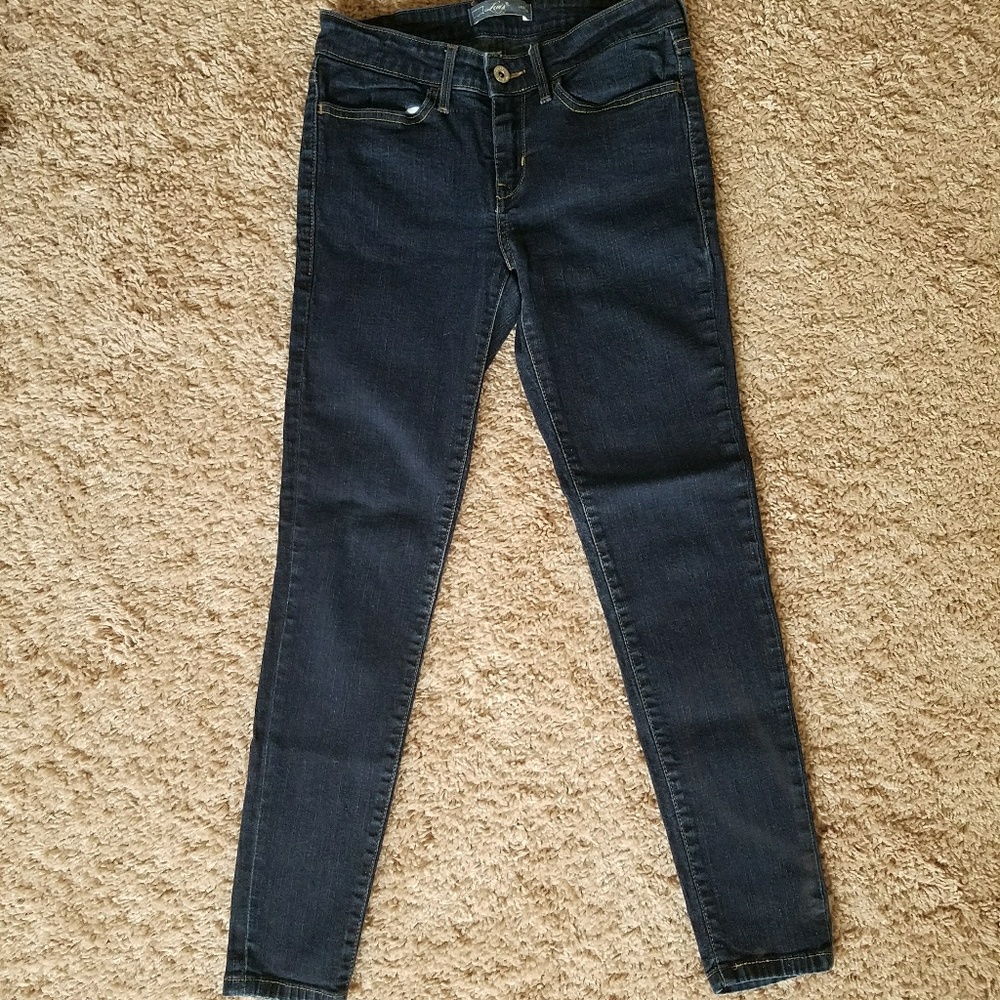 Dark denim Levi's
